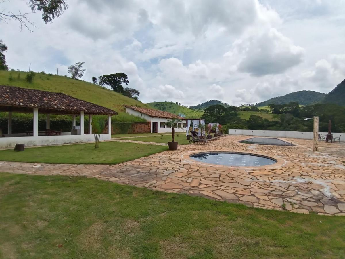 Hotel Fazenda Paciencia Santana dos Montes Kültér fotó